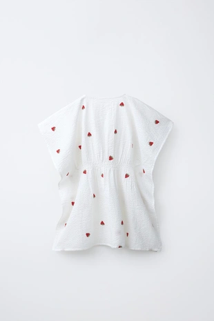 Кафтан с вышивкой клубники- Заказать в России