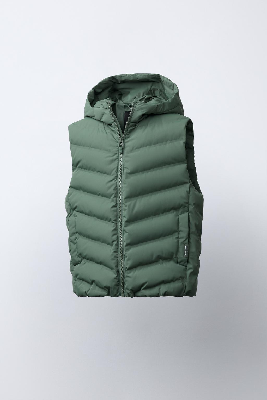 УЛЬТРАЛЕГКИЙ ЖИЛЕТ С КАПЮШОНОМ WATER REPELLENT