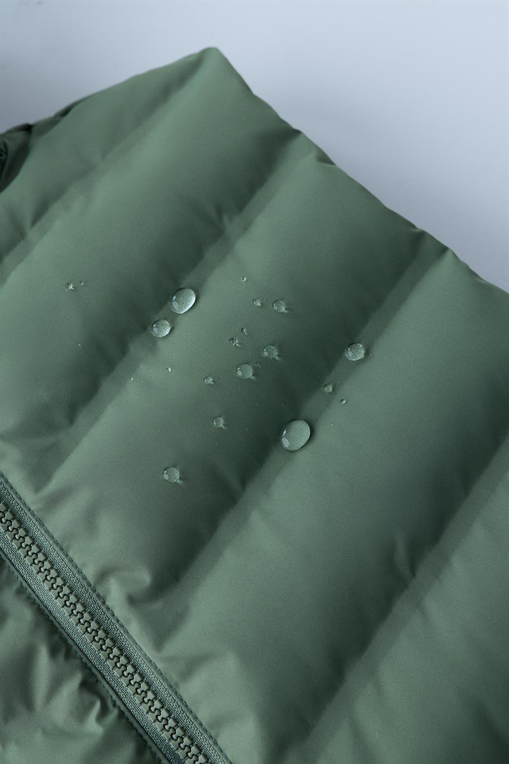 УЛЬТРАЛЕГКИЙ ЖИЛЕТ С КАПЮШОНОМ WATER REPELLENT