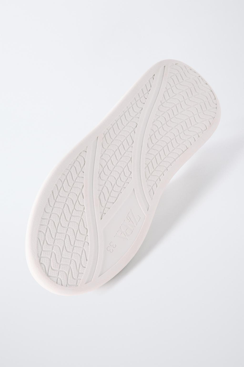 КЕДЫ НА ОБЪЕМНОЙ ПОДОШВЕ