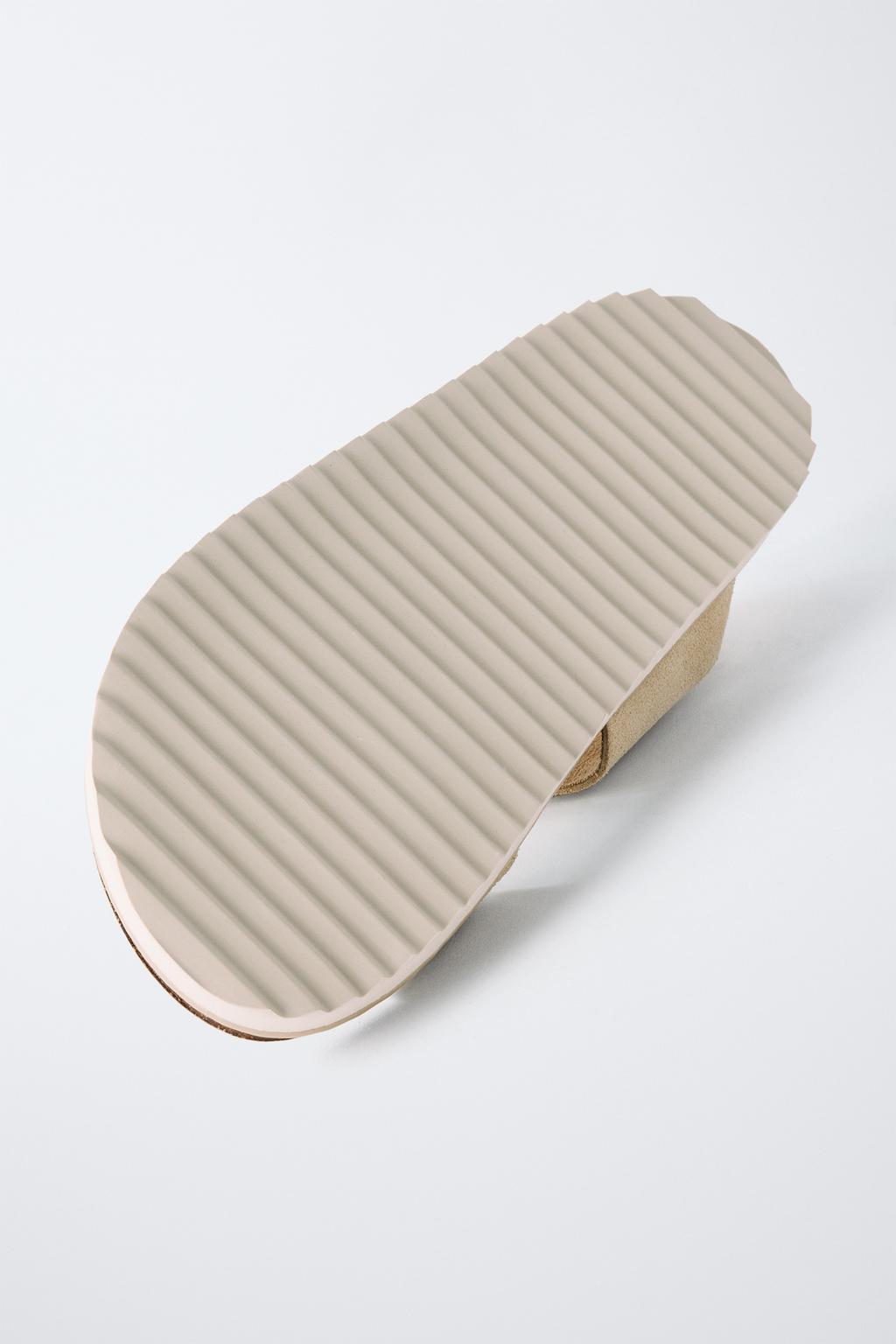 КОЖАНЫЕ САНДАЛИИ