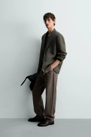 Блейзер из 100% льна с рельефным узором - лимитированная серия- Заказать в России