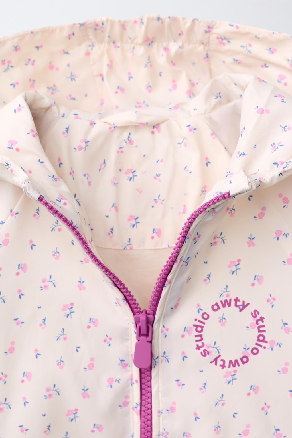 ЛЕГКИЙ ДОЖДЕВИК С ЦВЕТОЧНЫМ ПРИНТОМ WATER REPELLENT