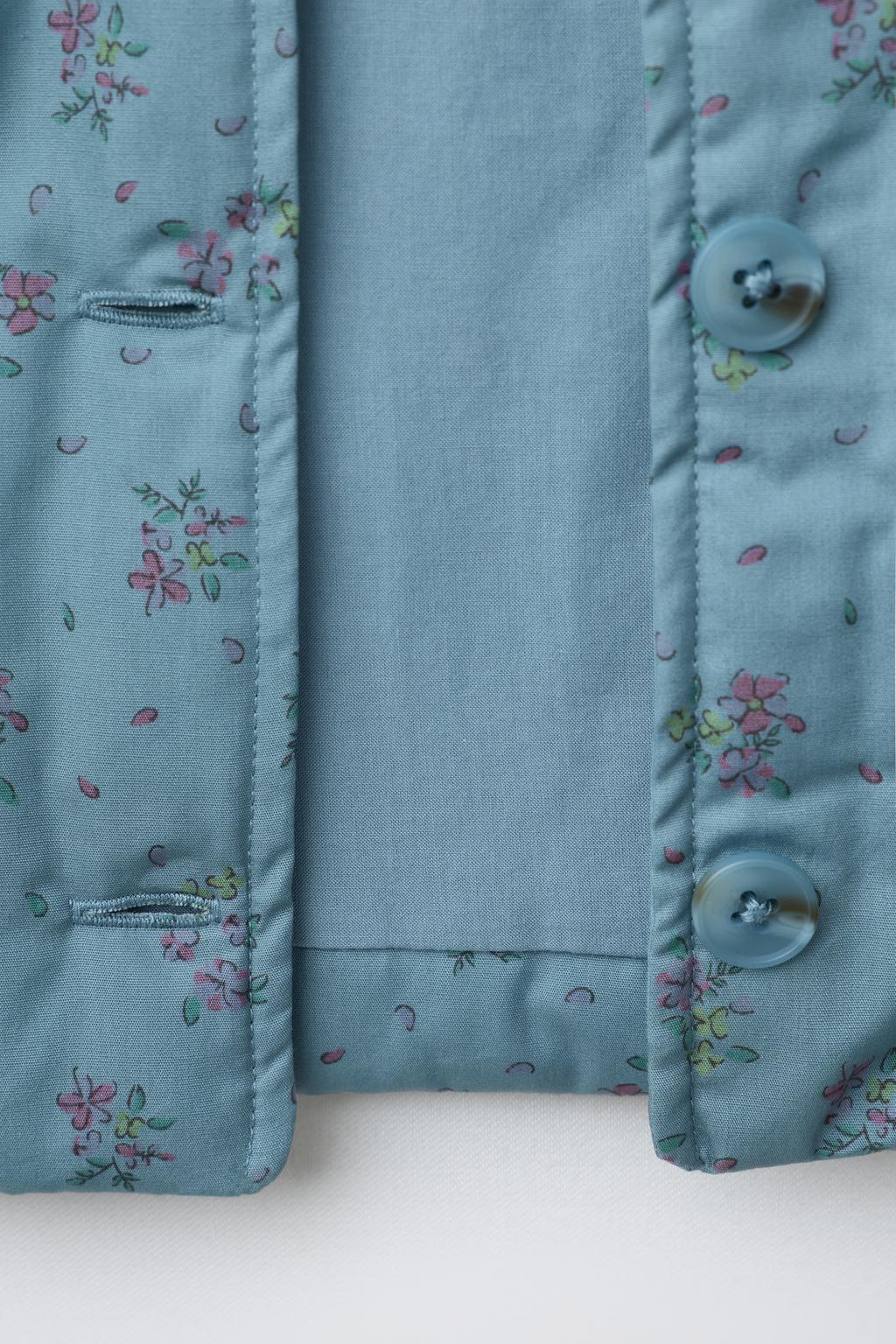 ЖАКЕТ С ЦВЕТОЧНЫМ ПРИНТОМ