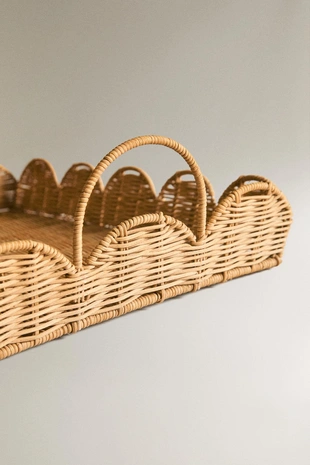 Прямоугольный плетеный лоток с волнистыми краями- Заказать в России