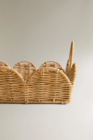 Прямоугольный плетеный лоток с волнистыми краями- Заказать в России