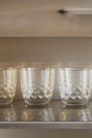 Потолочный светильник с опаловым стеклом- Заказать в России