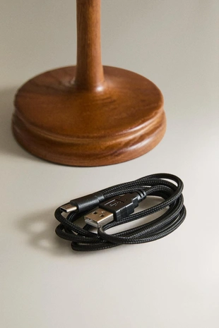 Беспроводная настольная лампа OPALITE- Заказать в России