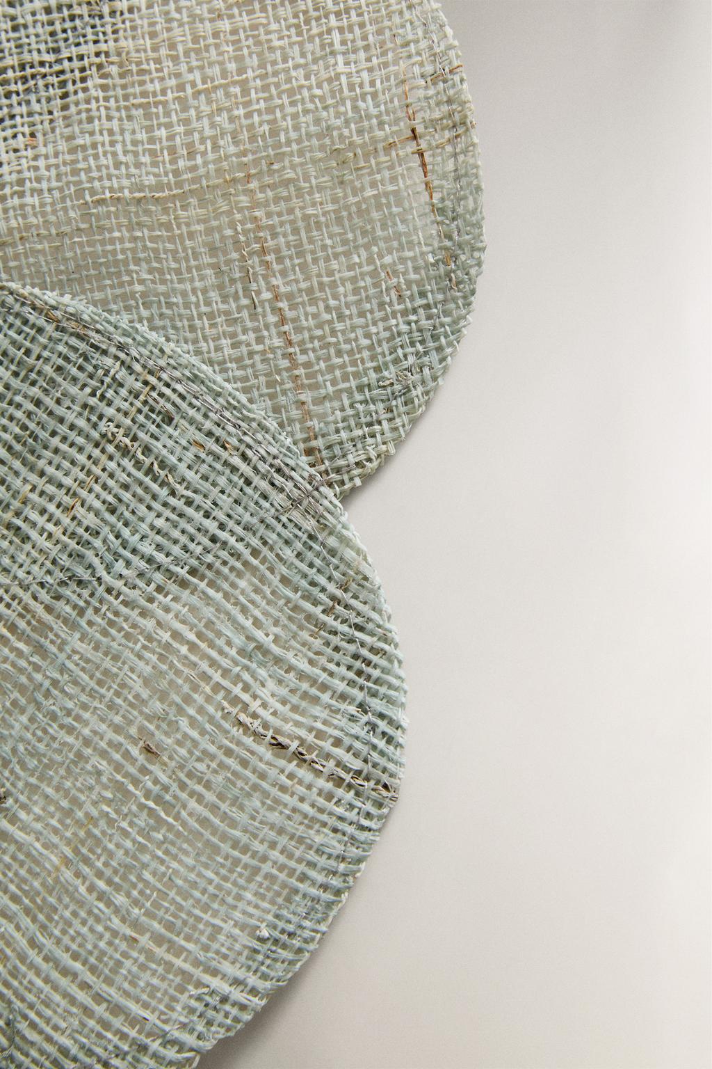 Плетеная салфетка flower ramie