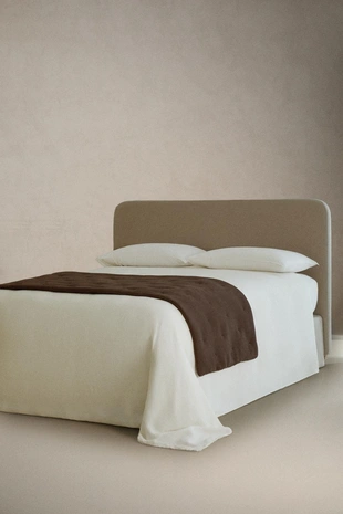 Стёганный покрывало FOOT OF THE BED с мягкими складками