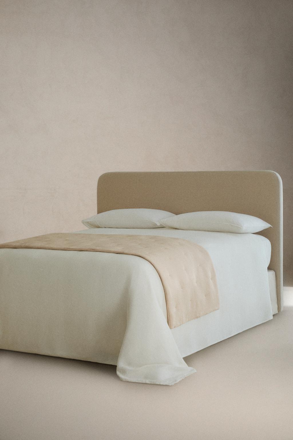 Стеганое одеяло для края кровати с плиссировкой