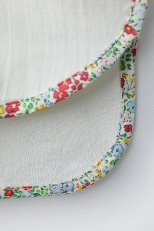 Пончо-полотенце с цветочным узором