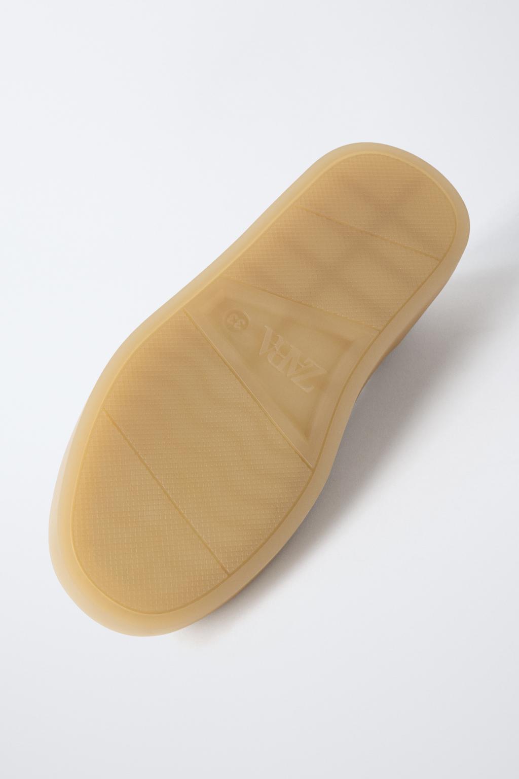 КОЖАНЫЕ ТОПСАЙДЕРЫ