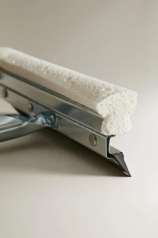 Стеклоочиститель с деревянной ручкой- Заказать в России