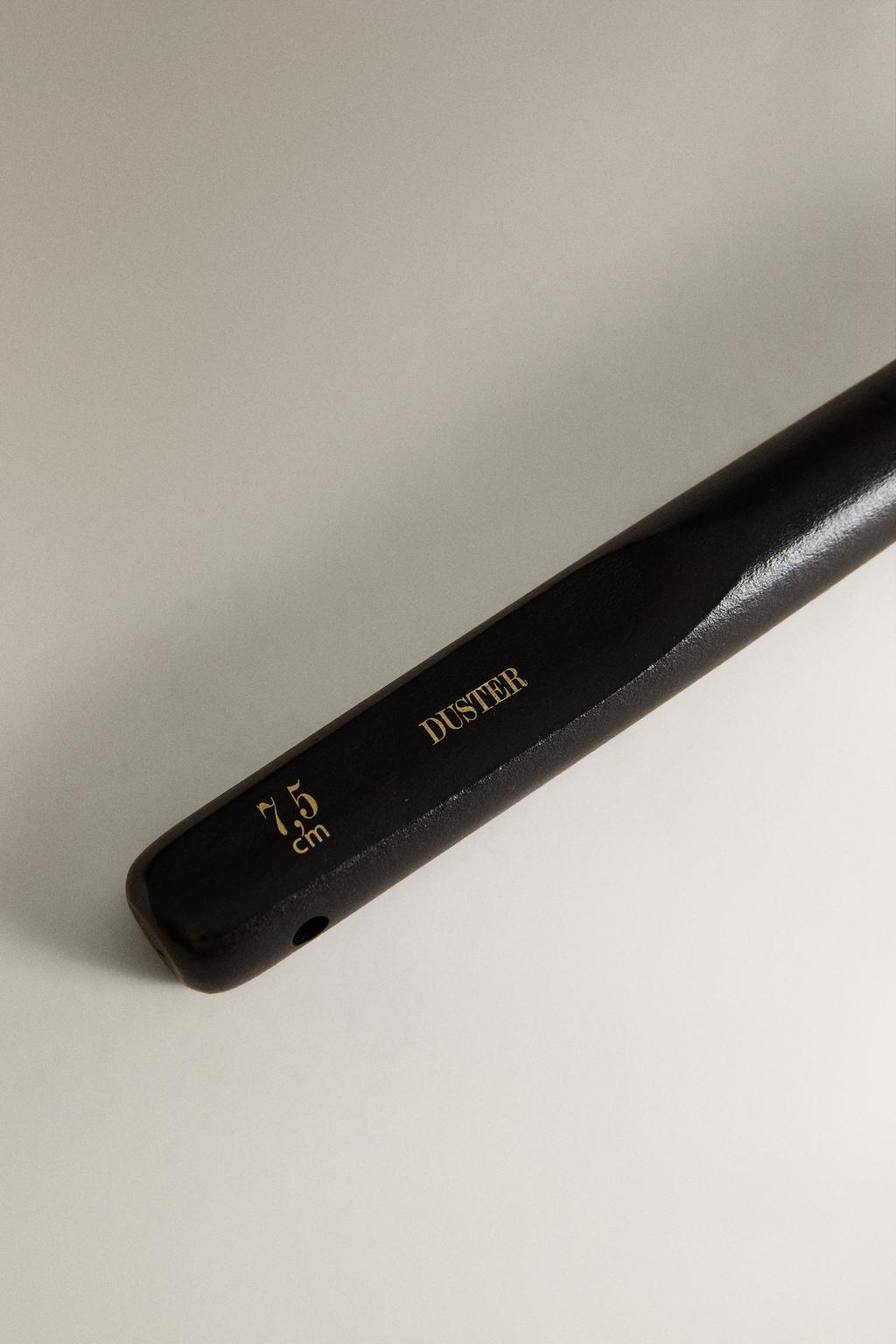 Деревянная щетка