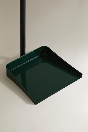 Деревянная метла с лопатой- Заказать в России