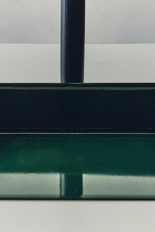 Деревянная метла с лопатой- Заказать в России