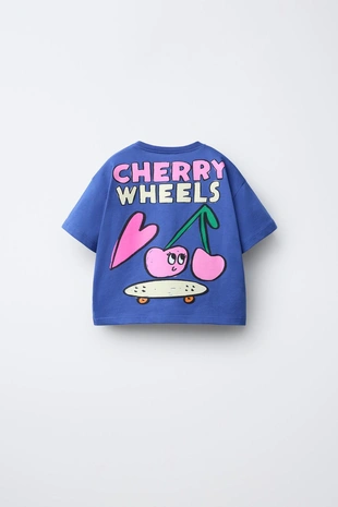 Футболка с нашивкой из махровой ткани- Заказать в России