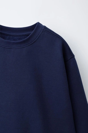 Базовая толстовка с надписью и нашивкой- Заказать в России