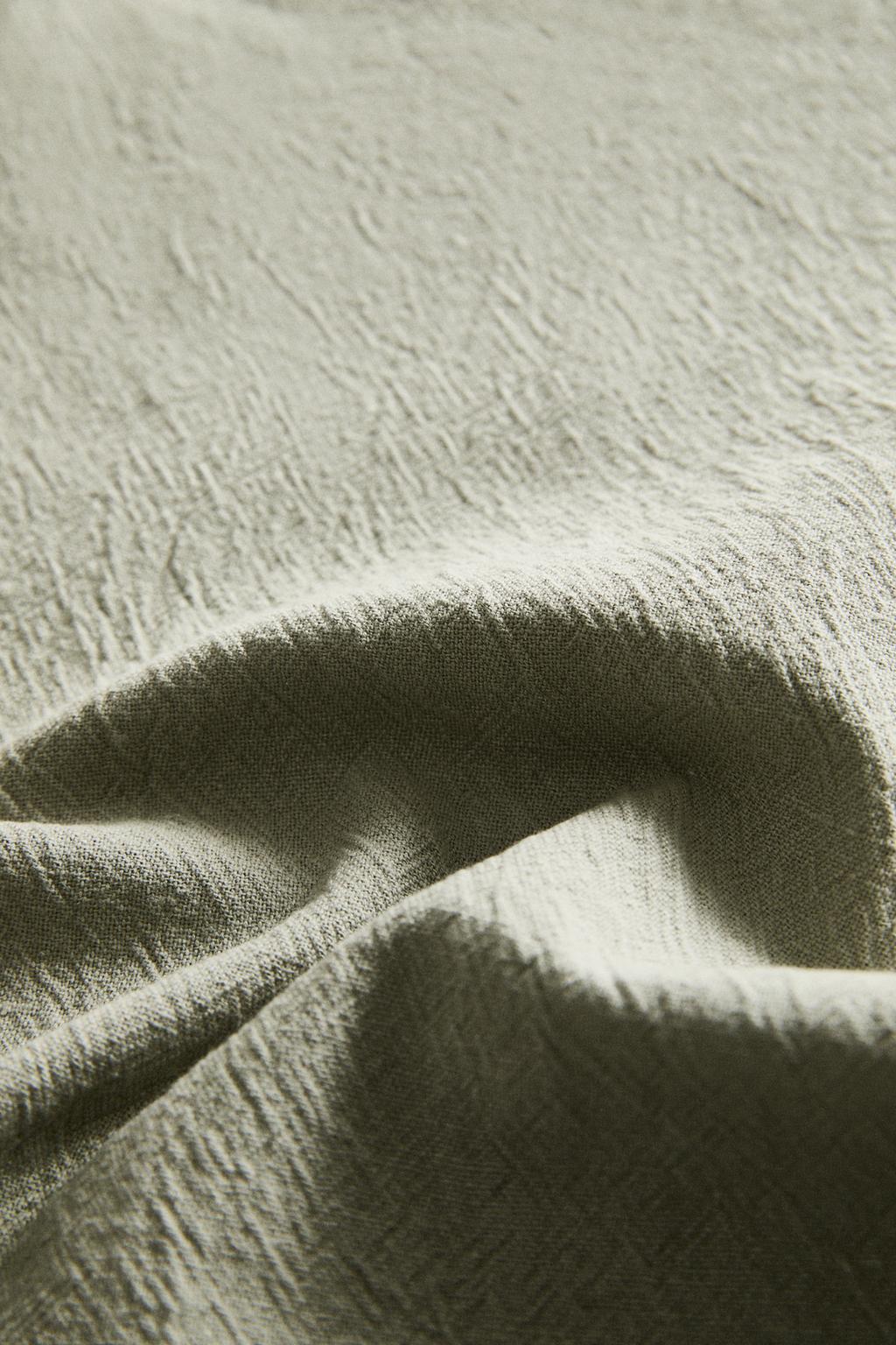 Набор наволочек с аппликацией из просто окрашенной нити (набор из 2)