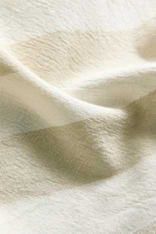 Полосатый скатерть в тонкую полоску