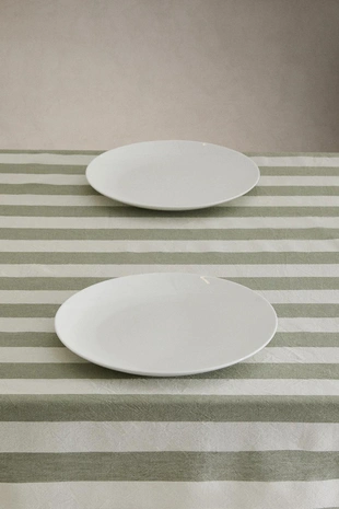 Скатерть с полосками изокрашенной нити- Заказать в России