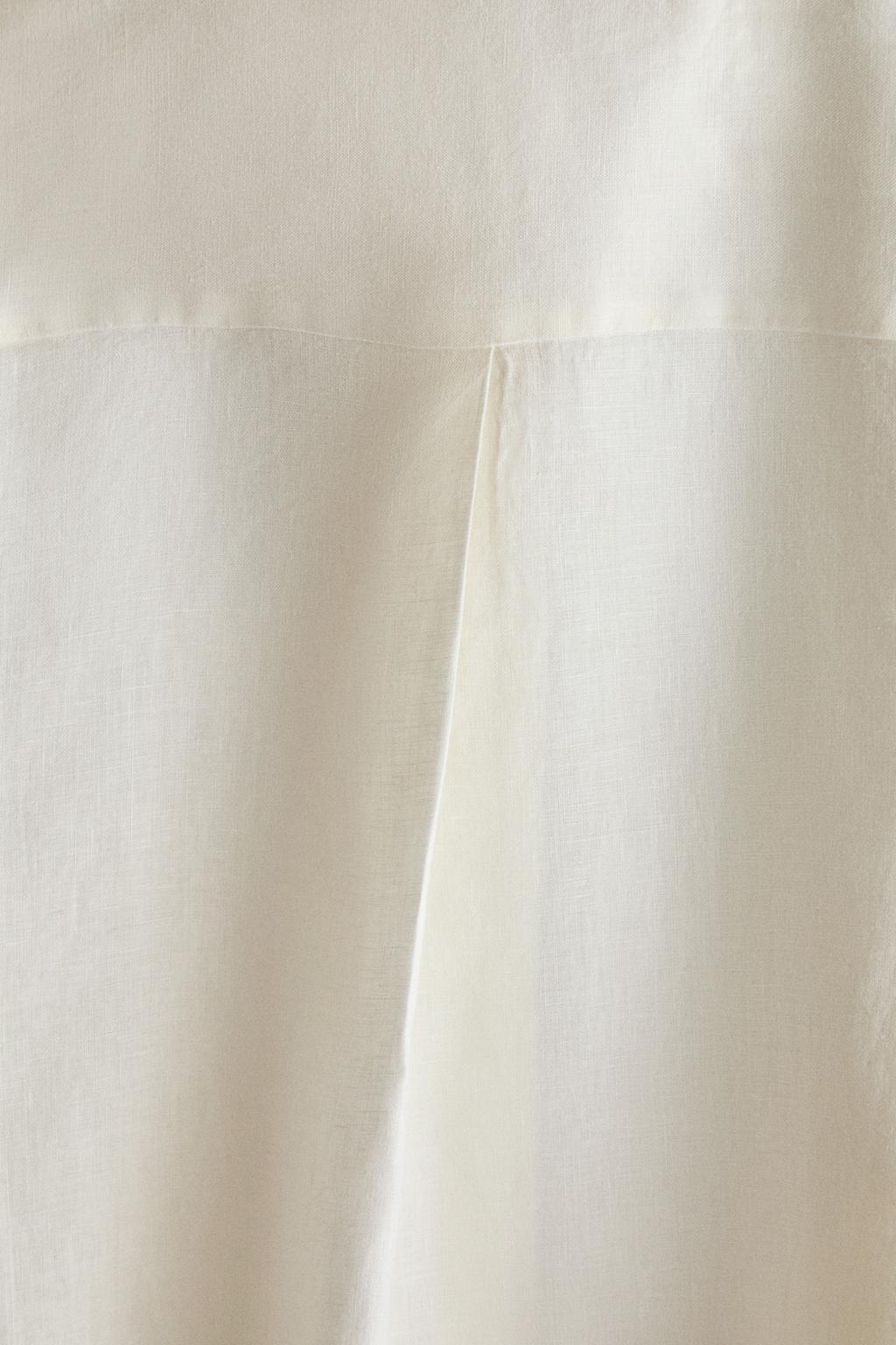 Рубашка из льна с длинным рукавом