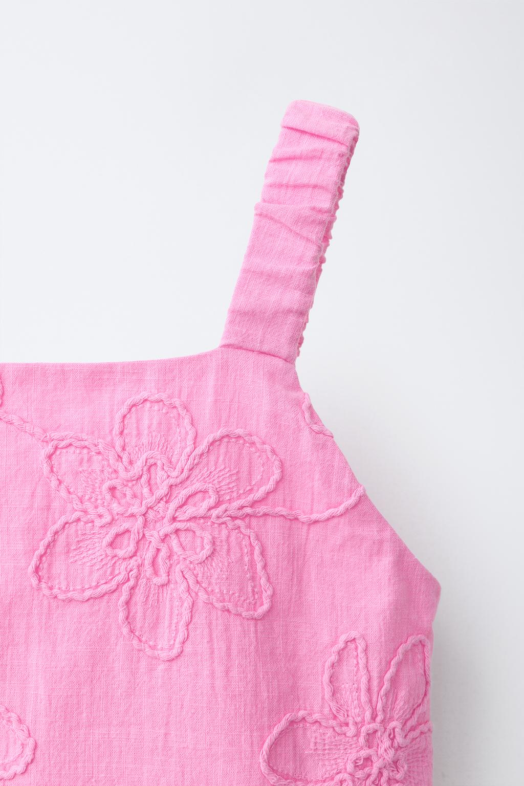 ТОП С ВЫШИВКОЙ ЦВЕТОВ