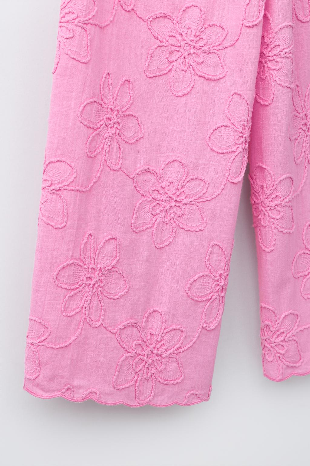 БРЮКИ  С ВЫШИВКОЙ ЦВЕТОВ