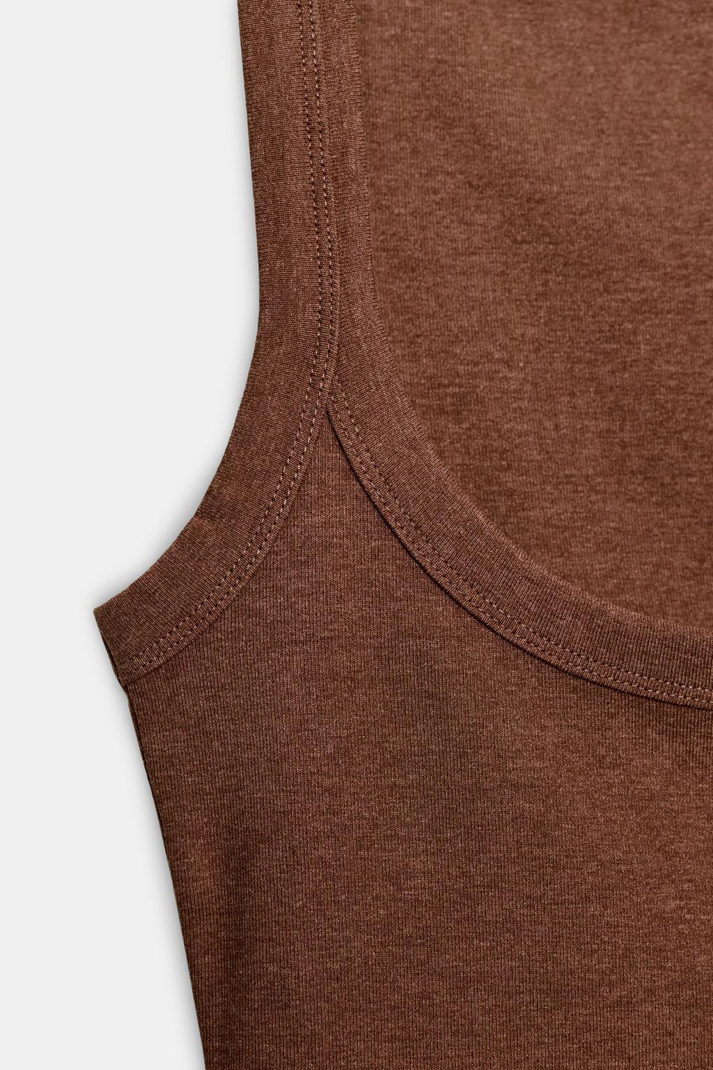 ХЛОПКОВАЯ ФУТБОЛКА БЕЗ РУКАВОВ