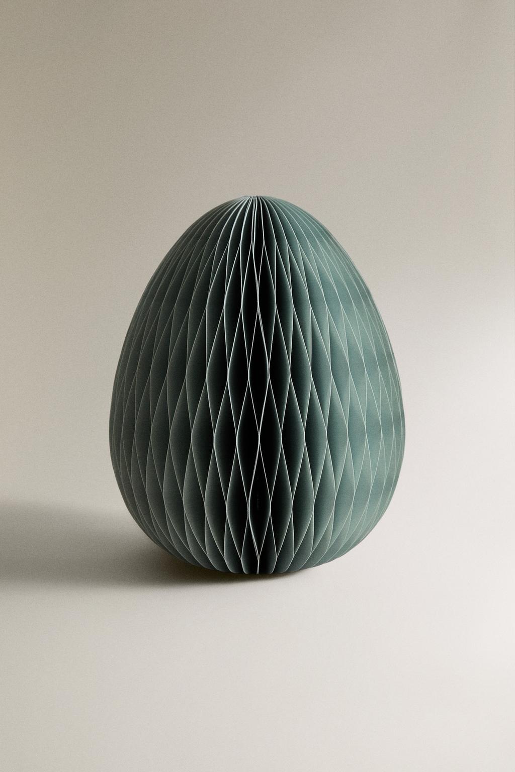 Декоративные бумажные украшения на пасху в форме яйца