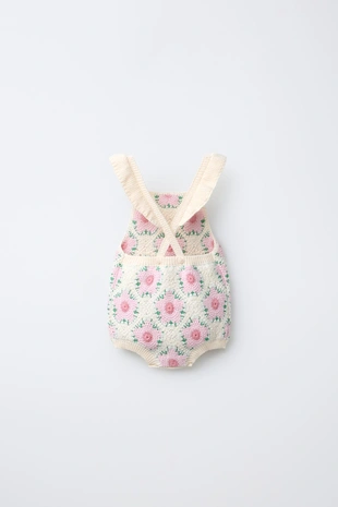 Комбинезон крючком с цветами- Заказать в России