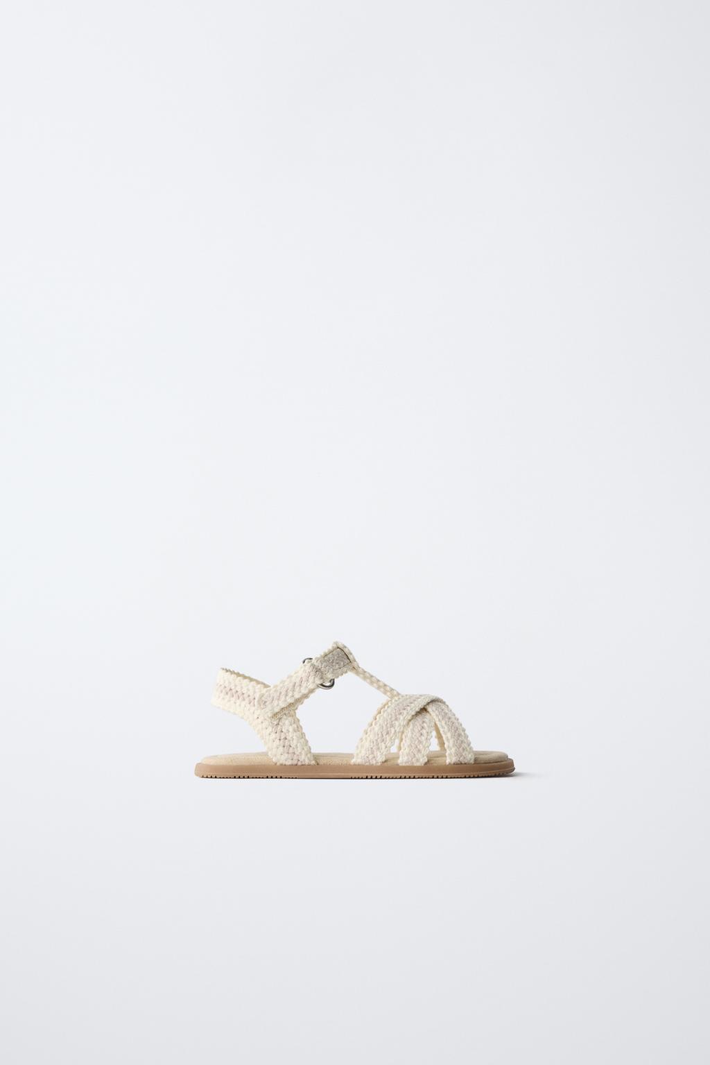 Вязаные босоножки без каблука