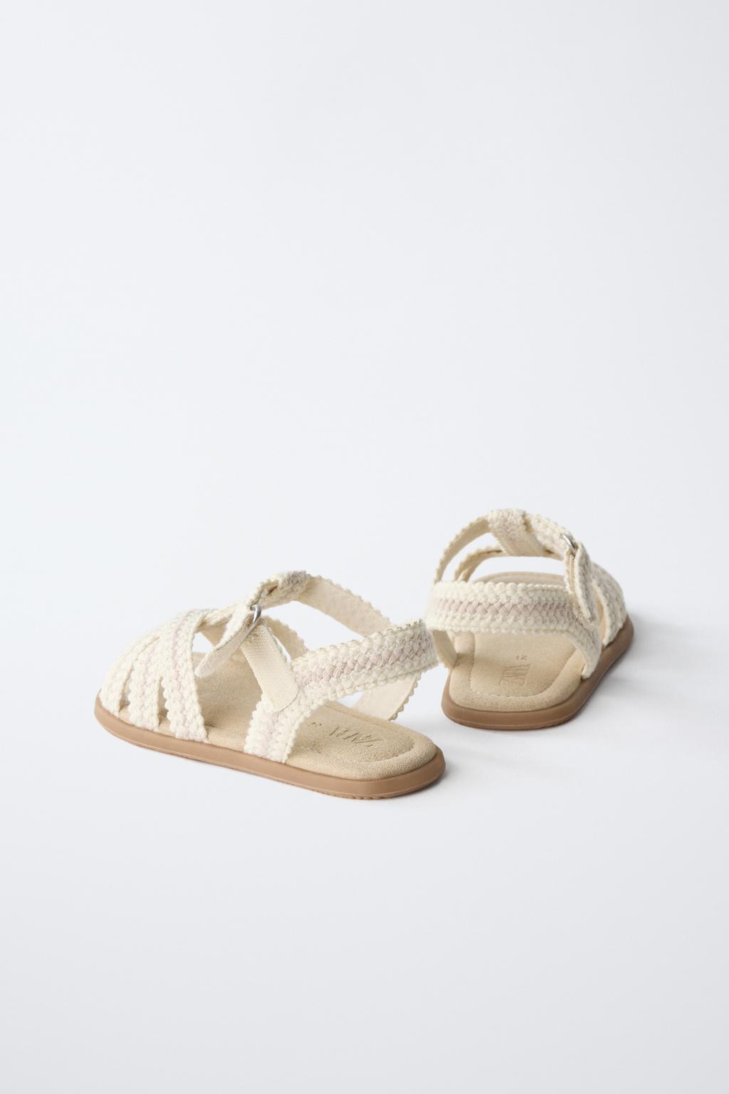 Вязаные босоножки без каблука