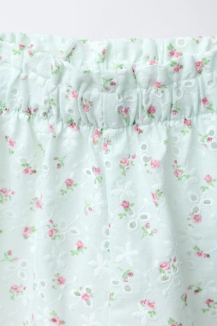 Брюки-кюлоты с вышивкой в швейцарском стиле и цветочным принтом- Заказать в России