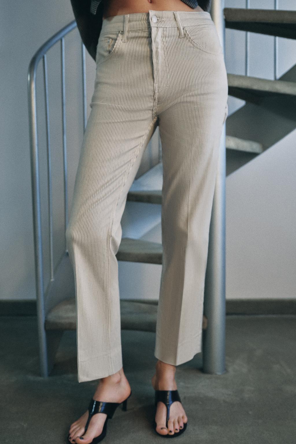 УКОРОЧЕННЫЕ ДЖИНСЫ -клёш СО СРЕДНЕЙ ПОСАДКОЙ — коллекция Zara «ZW»