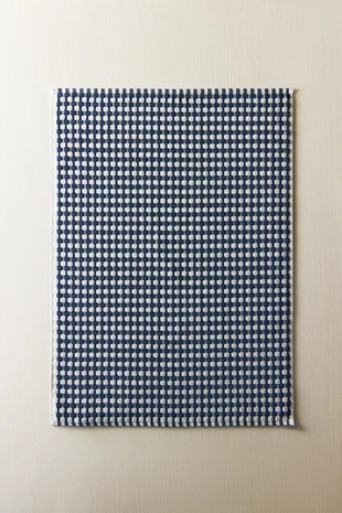 Фактурный вафельный коврик для ванны- Заказать в России