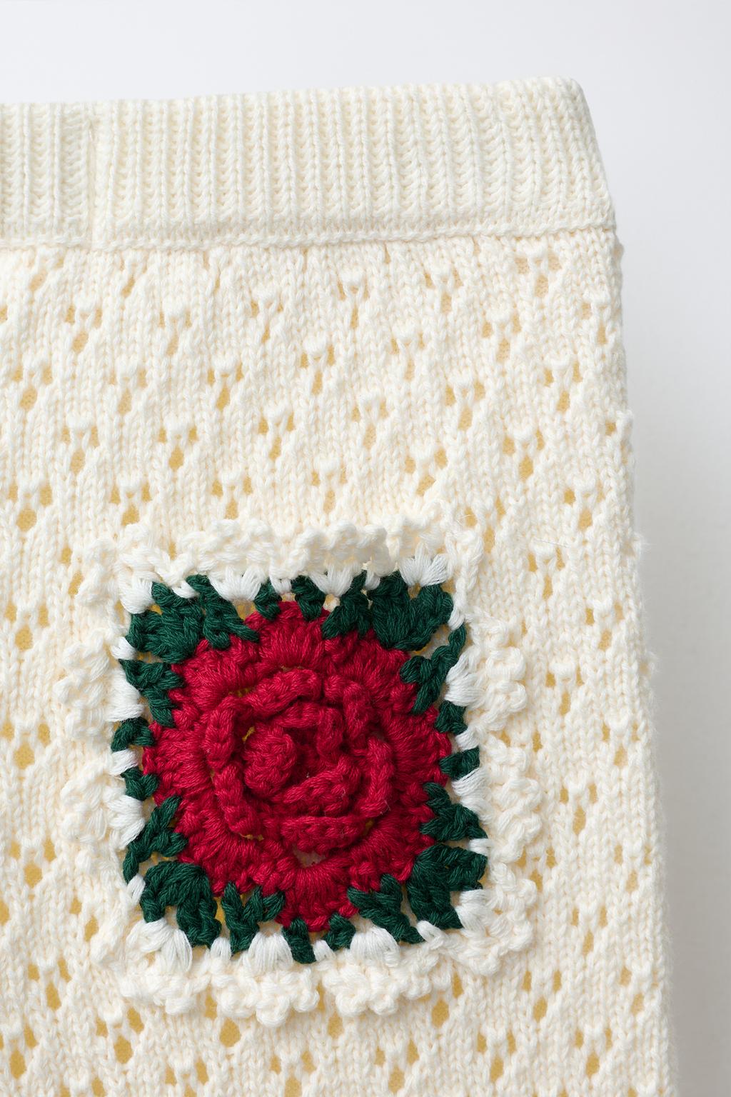 ТРИКОТАЖНЫЕ БРЮКИ-КЮЛОТЫ С ЦВЕТОЧНОЙ ВЯЗКОЙ КРЮЧКОМ