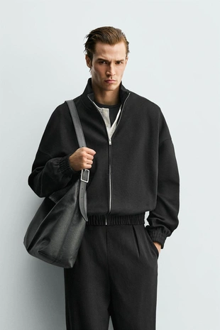 Толстовка на молнии