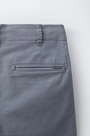 Базовые шорты чинос - Заказать в России