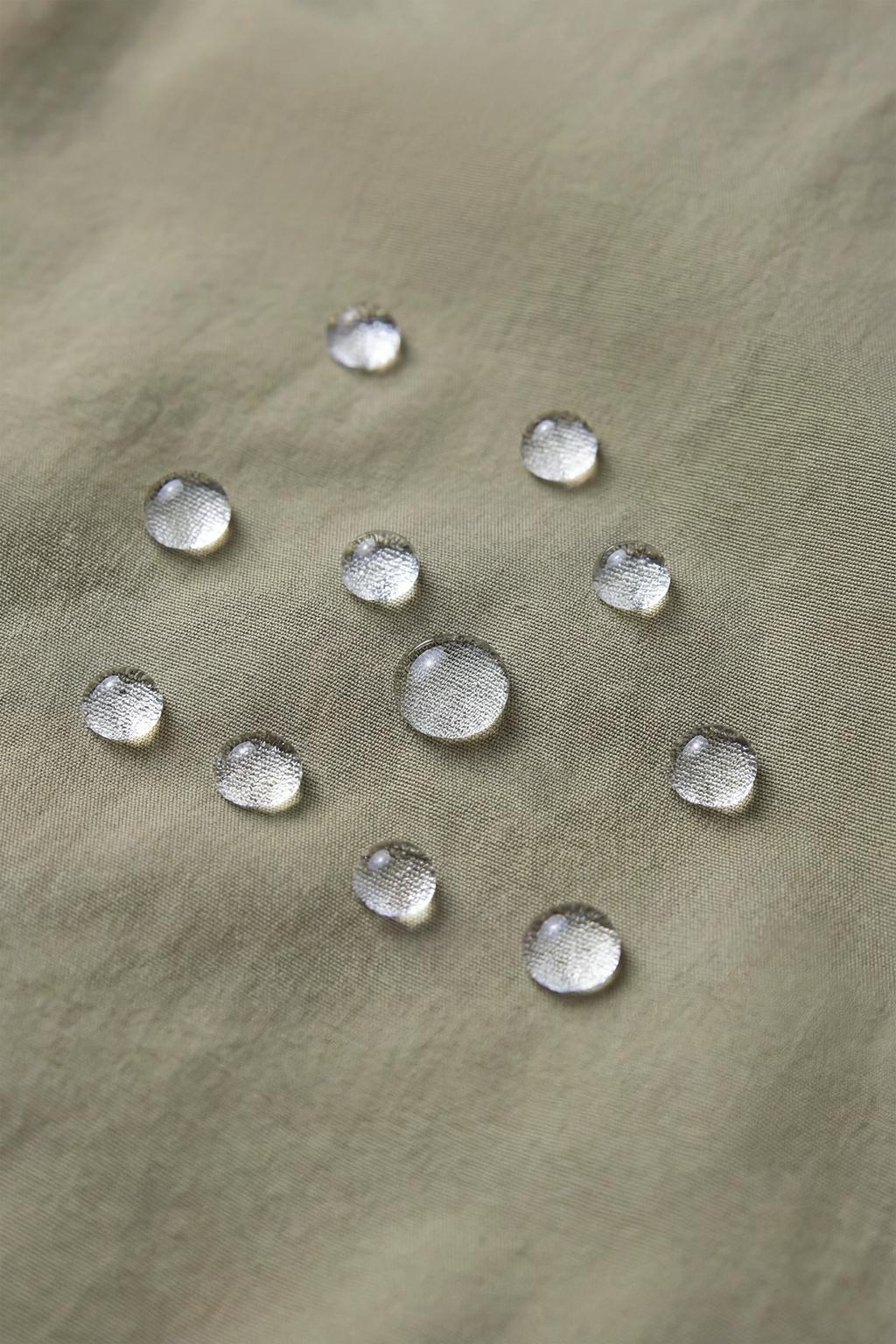 КОРОТКАЯ ПАРКА С КАРМАНАМИ