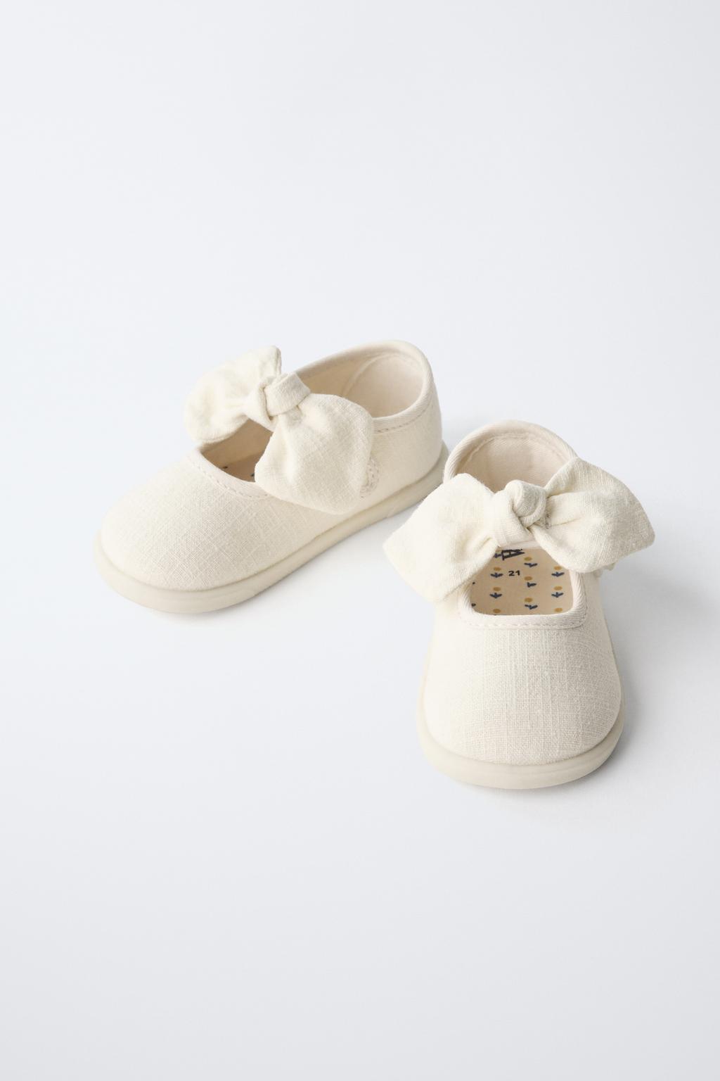 Кеды без каблука с бантом