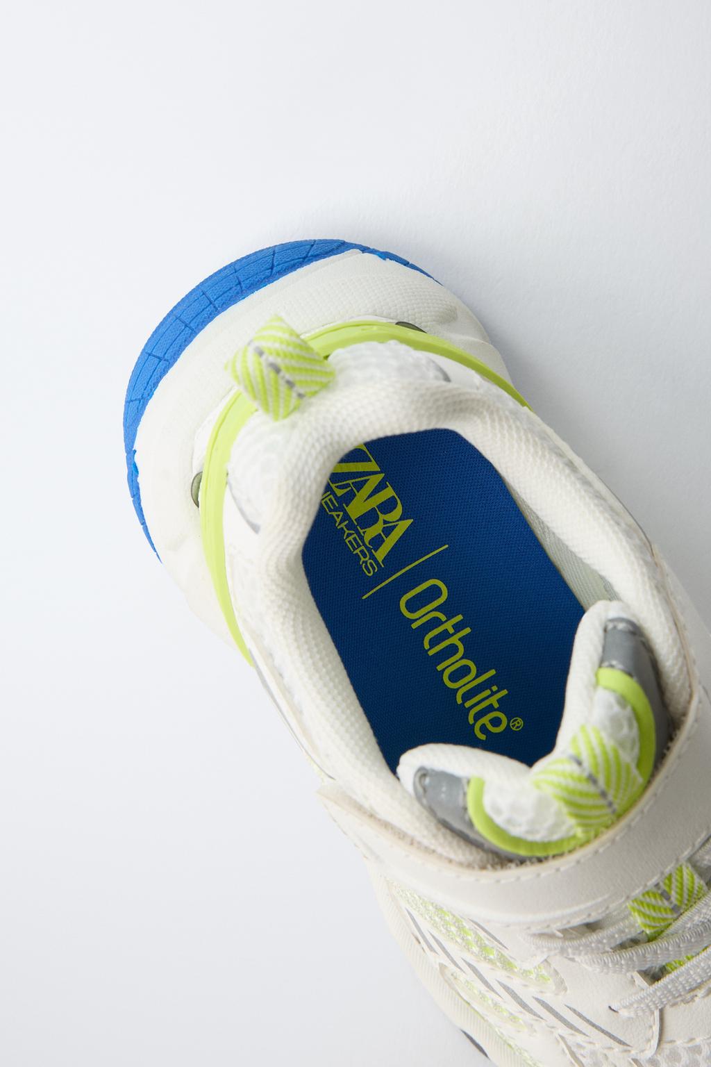 РАЗНОЦВЕТНЫЕ КРОССОВКИ