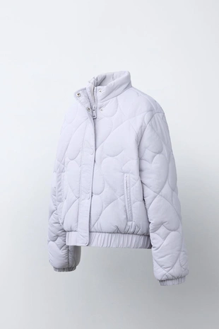 Стеганая куртка с принтом «сердца»- Заказать в России