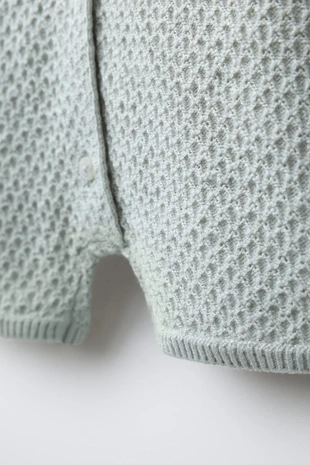 Короткий комбинезон с текстурированной вязкой- Заказать в России