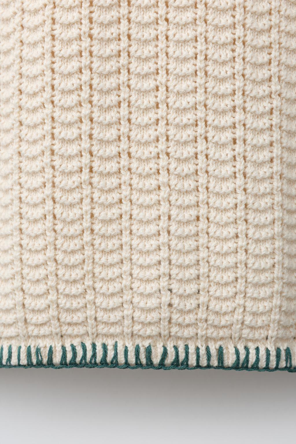 ТРИКОТАЖНОЕ ПОЛО С ДЕКОРАТИВНОЙ СТРОЧКОЙ