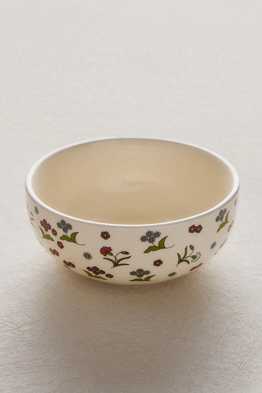 Детская миска из фарфора с цветочным узором