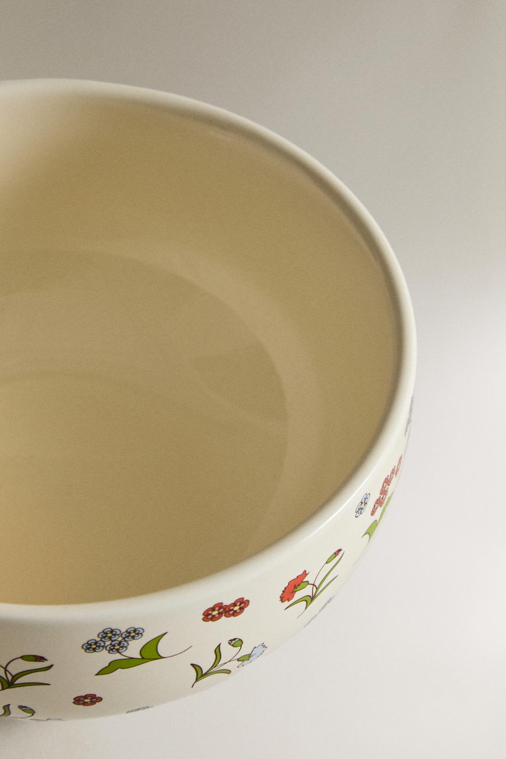 Детская миска из фарфора с цветочным узором