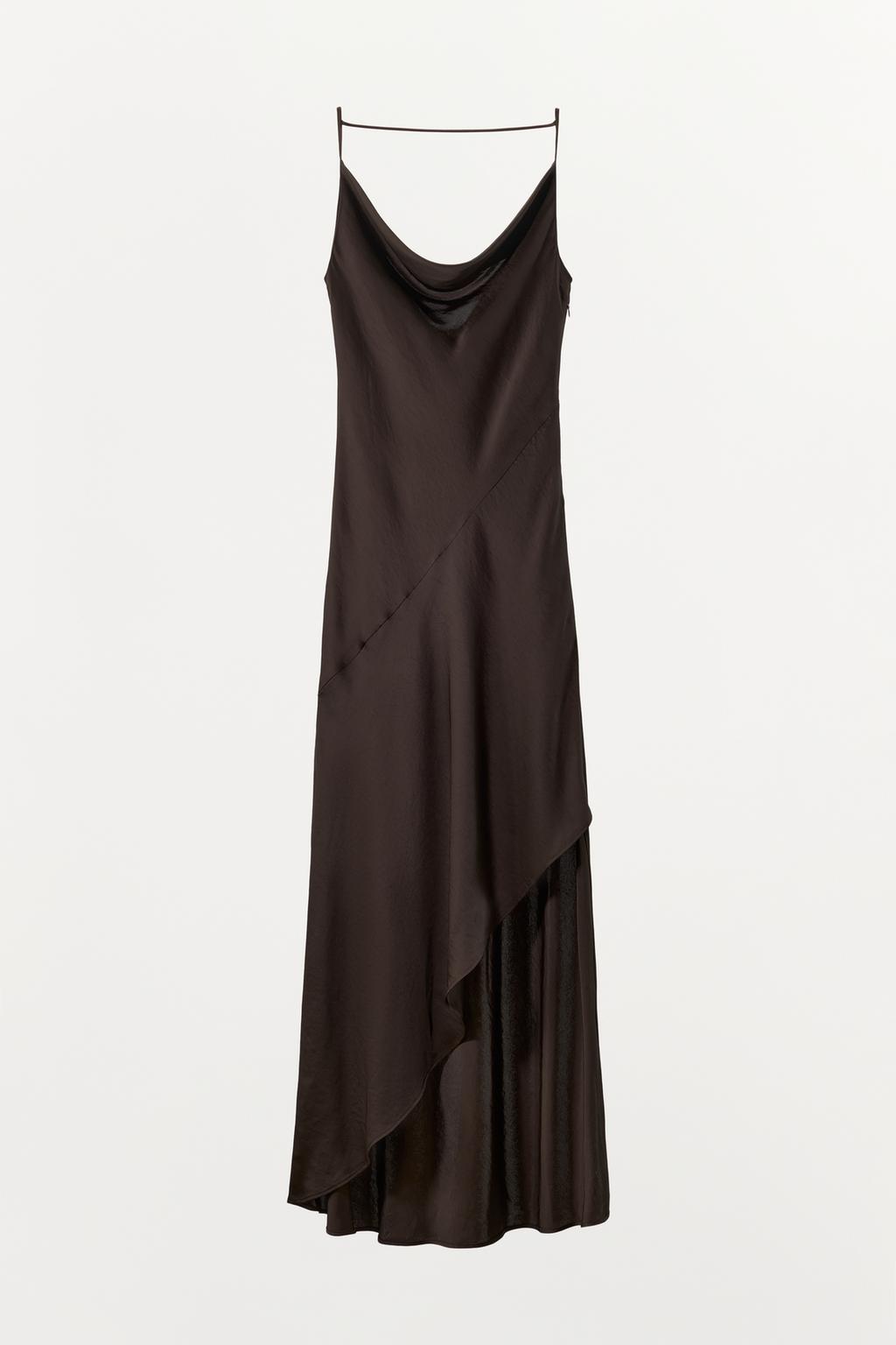 АТЛАСНОЕ ПЛАТЬЕ С ДРАПИРОВАННЫМ ВЫРЕЗОМ