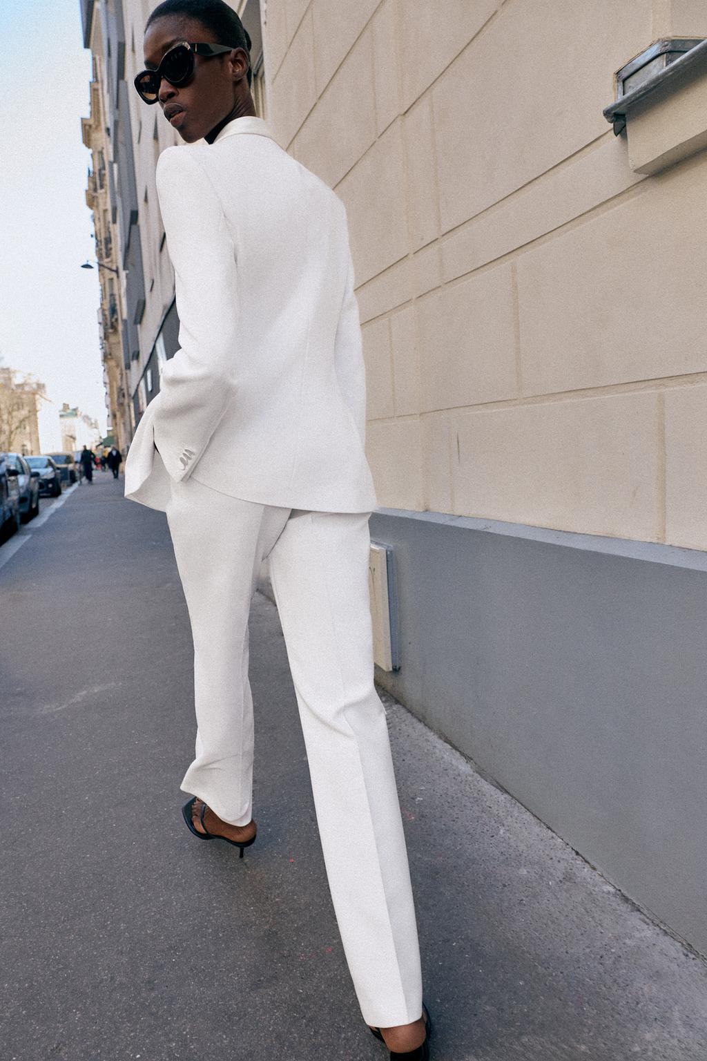 БЛЕЙЗЕР В СТИЛЕ СМОКИНГА